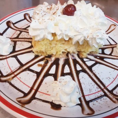 TORTA DE TRES LECHES