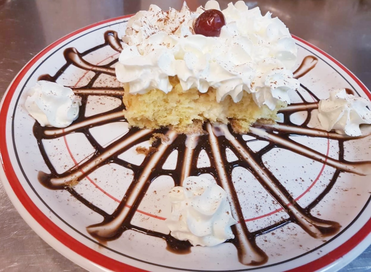 TORTA DE TRES LECHES