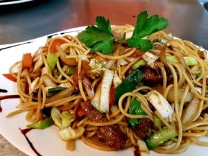 tallarin saltado